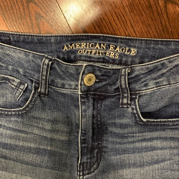 American Eagle High-Rise Super Stretch Jeans - Picture 2 of 6